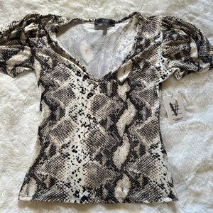 Snake print top